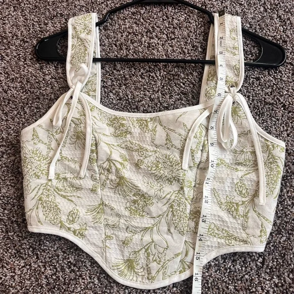 Brandy Melville Corset Tank Top Embroidered Floral Details - Picture 3 of 7